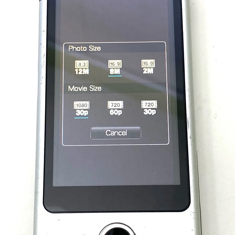 Sony Bloggie Mobile 8GB HD Snap1080p HD Handheld Camera/Camcorder MHS-TS20